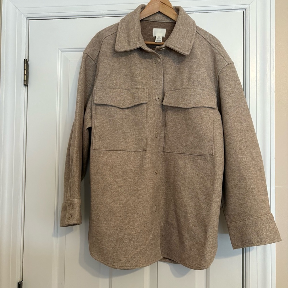 H&M Beige Oversized Jacket - Picture 2 of 8